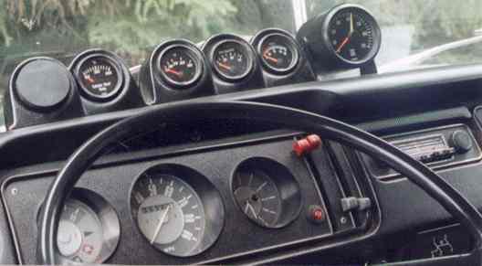 dash mounted gauges